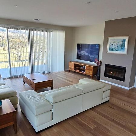 Camellia Place Villa Jindabyne Exterior photo