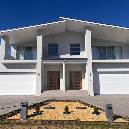 Camellia Place Villa Jindabyne Exterior photo